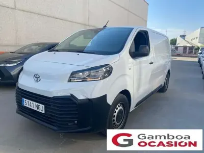 Usado Toyota Proace 120 CV (88 kW) 2025 Blanco Monovolumen