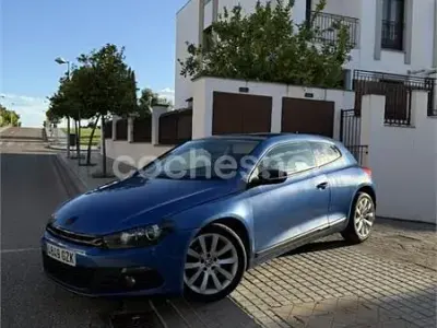 Usado VW Scirocco 140 CV (102 kW) 2010 Azul Coupe
