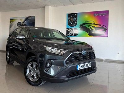 Usado Toyota RAV4 Hybrid Business Edition 222 CV (163 kW) 2023 Gris / plata SUV