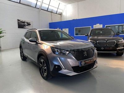 Usado Peugeot 2008 Allure 100 CV (73 kW) 2020 Gris / plata SUV