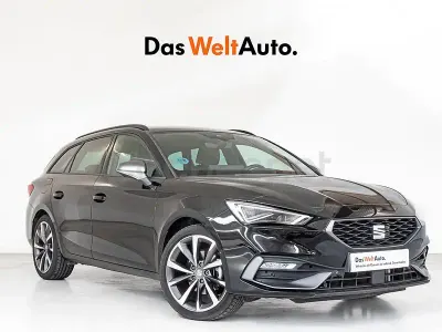 Usado Seat Leon FR 150 CV (110 kW) 2025 Negro Familiar