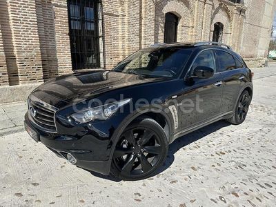 Infiniti QX70