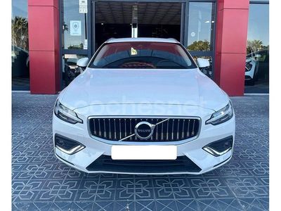 Blanco Usado 2021 Volvo V60 Inscription Familiar | 27.800 € (Un poco caro)