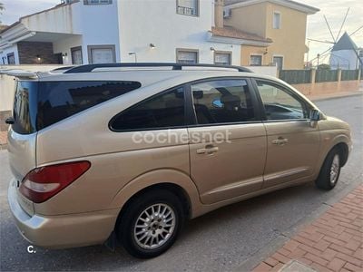 Ssangyong (KGM) Rodius