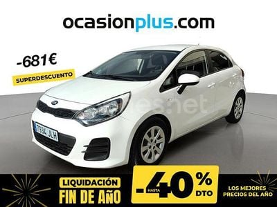 Blanco Usado 2016 Kia Rio Berlina | 9200 € (Precio justo)