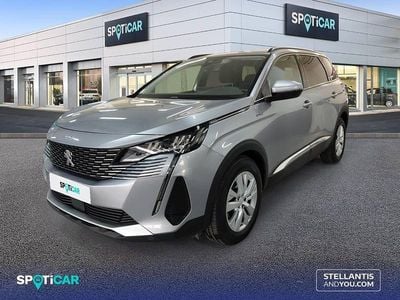 Usado Peugeot 5008 Style 130 CV (95 kW) 2021 Gris SUV