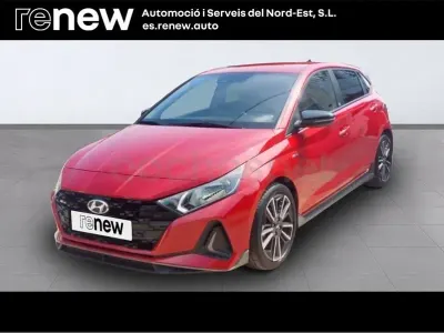Usado Hyundai i20 N Line 84 CV (61 kW) 2023 Rojo Utilitario