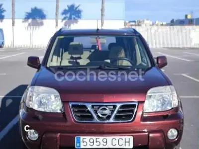 Usado Nissan X-Trail 114 CV (83 kW) 2002 Granate SUV