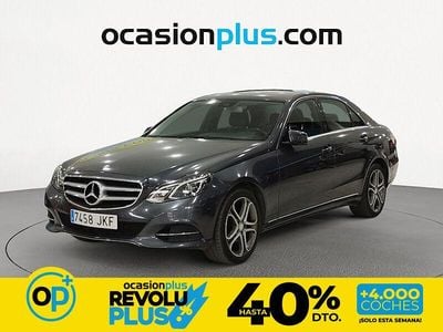 Usado Mercedes E220 170 CV (125 kW) 2015 Gris Berlina