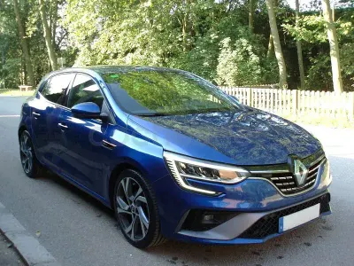 Usado Renault Mégane II R.S. 140 CV (102 kW) 2022 Azul Berlina