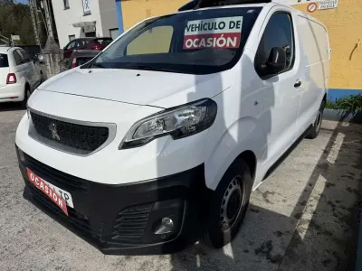 Usado Peugeot Expert Premium 122 CV (89 kW) 2021 Blanco Van