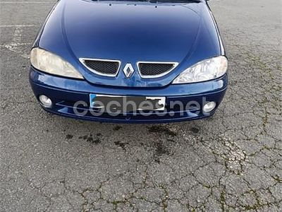 Azul Usado 2001 Renault Mégane Coupé Coupe | 2100 €