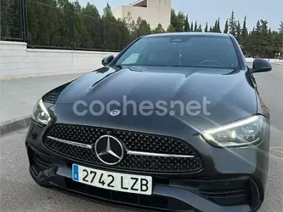 Usado Mercedes C200 184 CV (135 kW) 2022 Negro Berlina