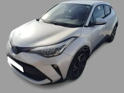 Begagnad Toyota C-HR Advance 184 HK (135 kW) 2022 Vit SUV