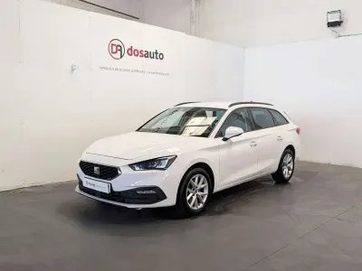 Usado Seat Leon ST Style 116 CV (85 kW) 2022 Blanco Familiar