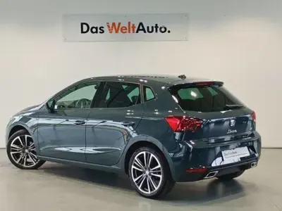 Usado Seat Ibiza FR 150 CV (110 kW) 2024 Azul Utilitario