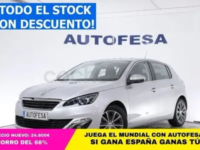 Usado Peugeot 308 Allure 110 CV (80 kW) 2016 Gris / plata Berlina