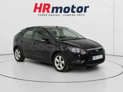 Usado Ford Focus Trend 116 CV (85 kW) 2009 Negro Berlina