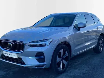 Usado Volvo XC60 Ultimate 351 CV (258 kW) 2023 Plateado SUV