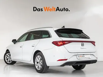 Usado Seat Leon Style 116 CV (85 kW) 2025 Blanco