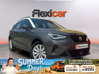 Usado Seat Arona FR 110 CV (80 kW) 2023 Gris SUV