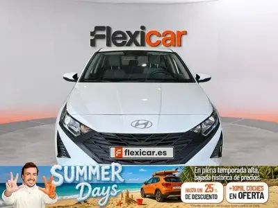 Usado Hyundai i20 100 CV (73 kW) 2024 Blanco Utilitario