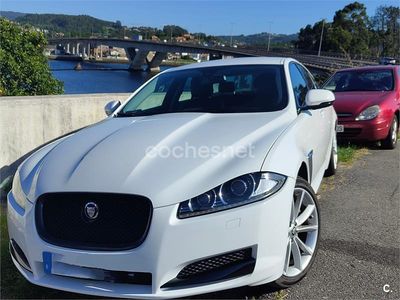 Usado Jaguar XF Premium Luxury 190 CV (139 kW) 2014 Blanco Berlina