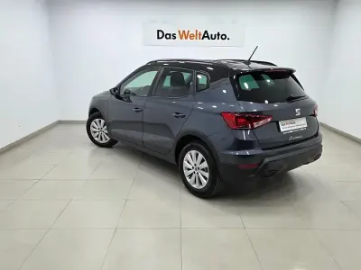 Usado Seat Arona Style 115 CV (84 kW) 2025 Gris SUV
