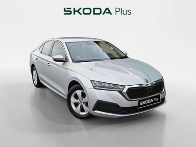 Usado Skoda Octavia Style 150 CV (110 kW) 2022 Gris Berlina