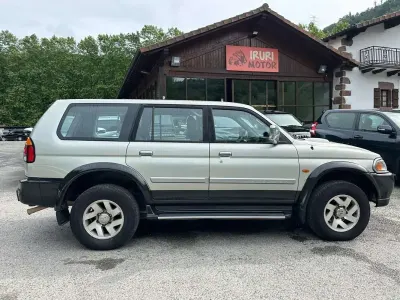 Usado Mitsubishi Montero Sport 99 CV (72 kW) 2001 Plateado SUV