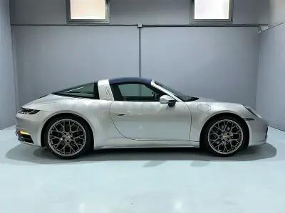 Usado Porsche 911 385 CV (283 kW) 2021 Gris / plata Coupe