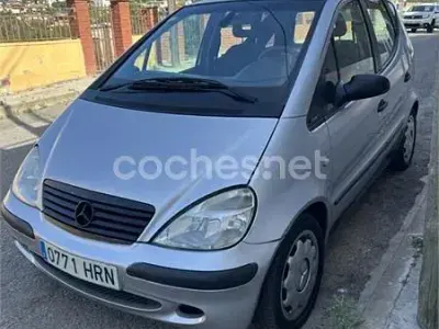 Usado Mercedes A140 Elegance 82 CV (60 kW) 2003 Gris / plata Utilitario