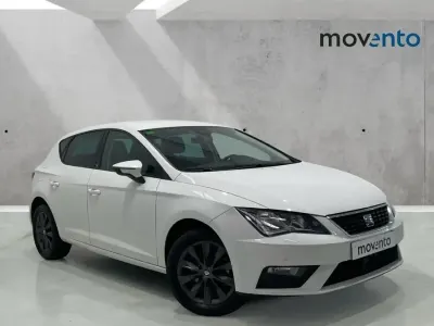 Usado Seat Leon Style 116 CV (85 kW) 2020 Blanco Berlina