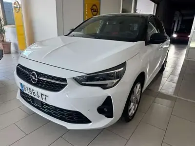 Usado Opel Corsa GS Line 101 CV (74 kW) 2020 Blanco Utilitario
