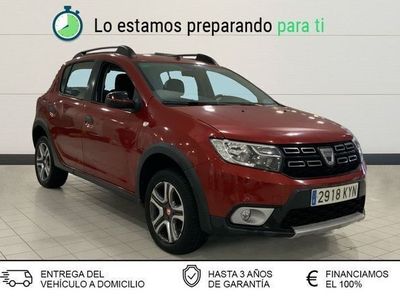 Usado Dacia Sandero 90 CV (66 kW) 2019 Rojo Utilitario