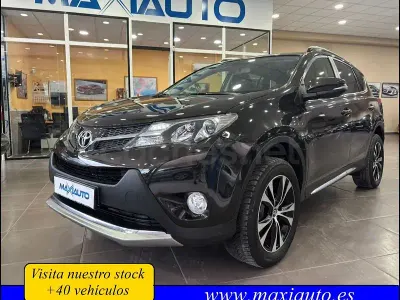 Usado Toyota RAV4 Executive 150 CV (110 kW) 2015 Negro SUV