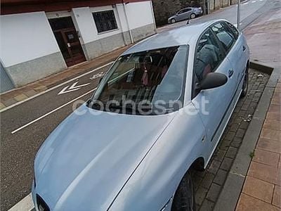 Usado Seat Ibiza Stella 64 CV (47 kW) 2004 Azul Utilitario