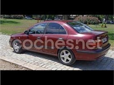 Usado Nissan Almera Comfort 114 CV (83 kW) 2000 Granate Berlina