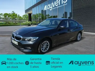Usado BMW 318 Comfort Edition 150 CV (110 kW) 2020 Negro Berlina