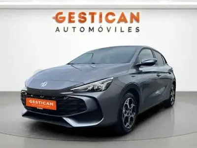 Usado MG MG3 Comfort 195 CV (143 kW) 2025 Gris / plata Utilitario