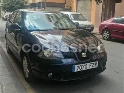 Usado Seat Ibiza Reference 85 CV (62 kW) 2008 Negro Berlina
