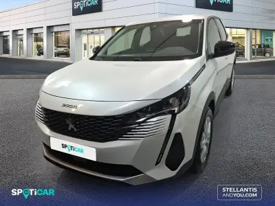 Usado Peugeot 3008 Active 130 HP (95 kW) 2022 Branco SUV