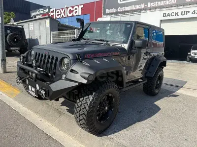 Usado Jeep Wrangler Rubicon 200 CV (147 kW) 2018 Gris / plata SUV