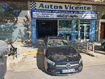 Usado Mercedes A200 150 CV (110 kW) 2022 Negro Berlina