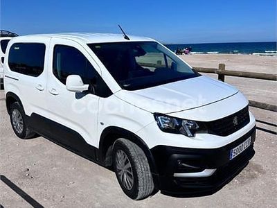 Usado Peugeot Rifter Active 100 CV (73 kW) 2020 Blanco Monovolumen