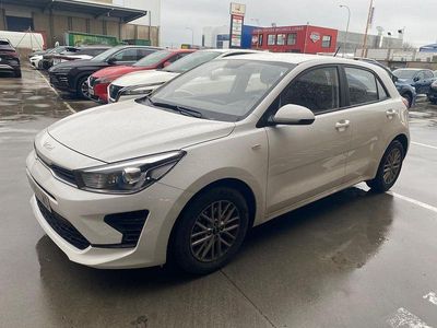 Blanco Usado 2022 Kia Rio Berlina | 13.490 € (Buen precio)