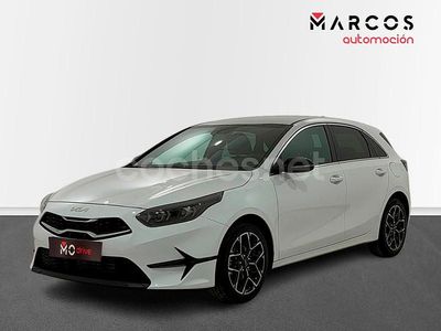 Usado Kia Ceed Style 100 CV (73 kW) 2024 Blanco Utilitario