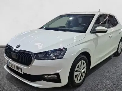 Usado Skoda Fabia Selection 95 CV (69 kW) 2024 Utilitario