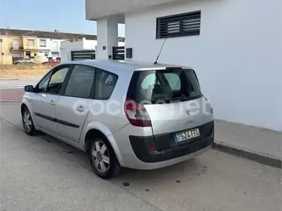 Usado Renault Mégane GrandTour 105 CV (77 kW) 2006 Gris / plata Familiar
