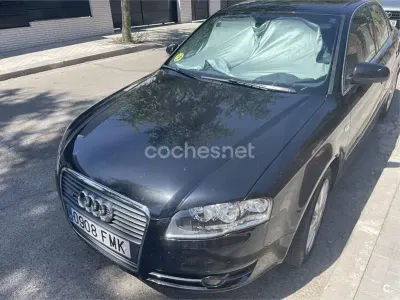 Usado Audi A4 140 CV (102 kW) 2007 Negro Berlina
